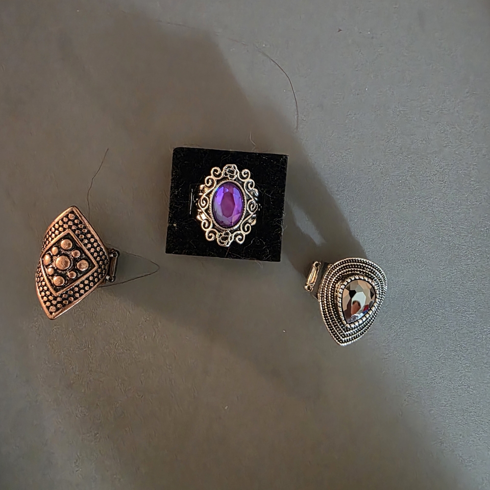 Elegant Silver and Purple Women's Ring Set